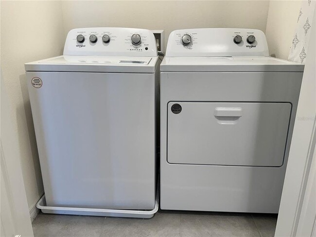 Building Photo - 13170 Bounty Ave