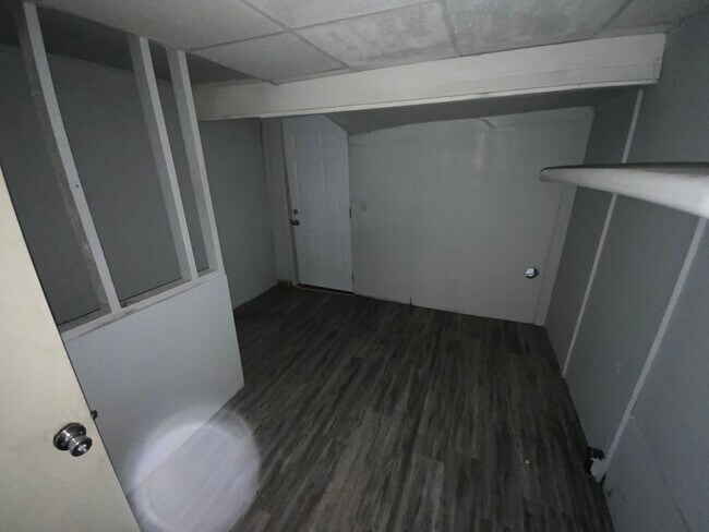 Building Photo - 56 Bismark St