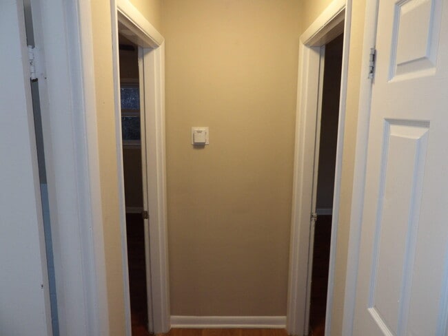 Building Photo - 146 Allnutt Dr