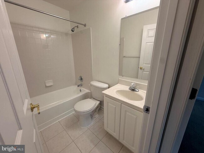 Building Photo - 4805 Springmaid Ln