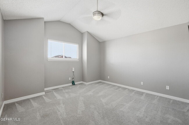 Building Photo - 2913 Pino Blanco Pl