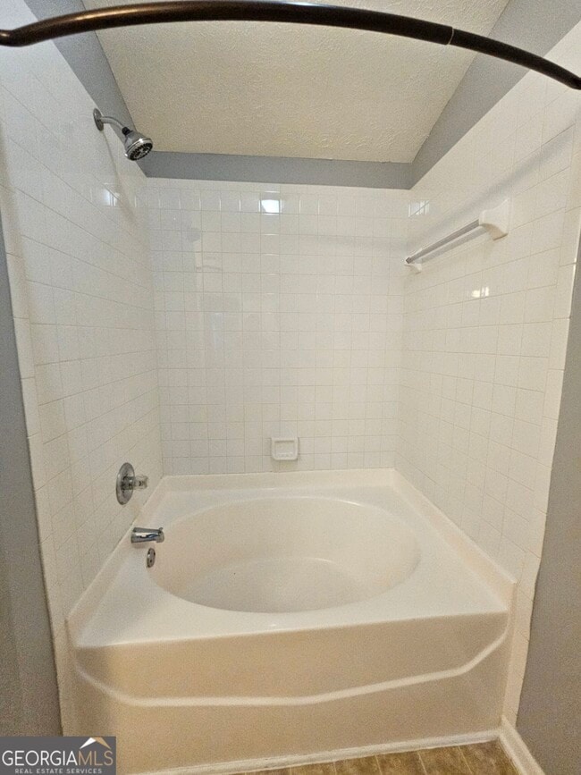 Building Photo - 1243 Blairs Pointe Dr SW