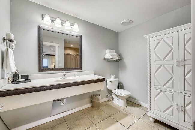 Building Photo - 15100 Front Beach Rd