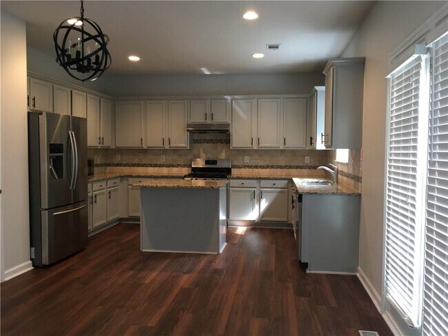 Building Photo - 2015 Spring Mist Terrace NE