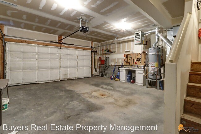 Building Photo - 3 br, 2.5 bath House - 3004 Brittany Place