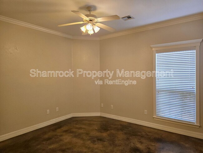Building Photo - 1304 Fort Collins Dr