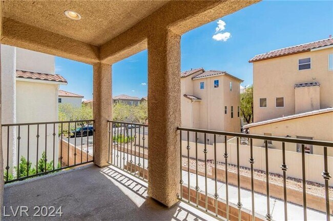 Building Photo - Completely Upgraded 3BD/2.5BA Home in Centennial Hills | Available 8/1
