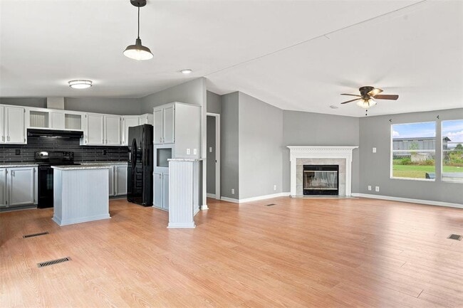 Building Photo - 1151 Heidenreich Ln