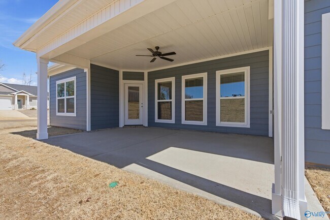 Building Photo - 108 Evergreen Ml Ln