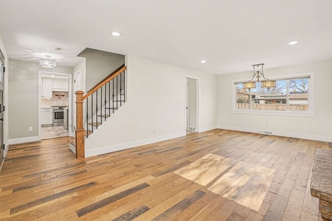 Building Photo - 4BR / 3.5BA Home in the Allendale Neighborhood of Arvada