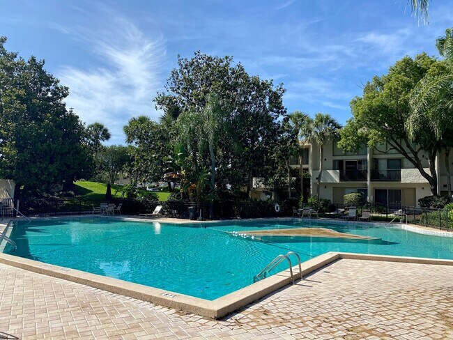 Building Photo - For Rent: Spacious Studio at the Capistran...
