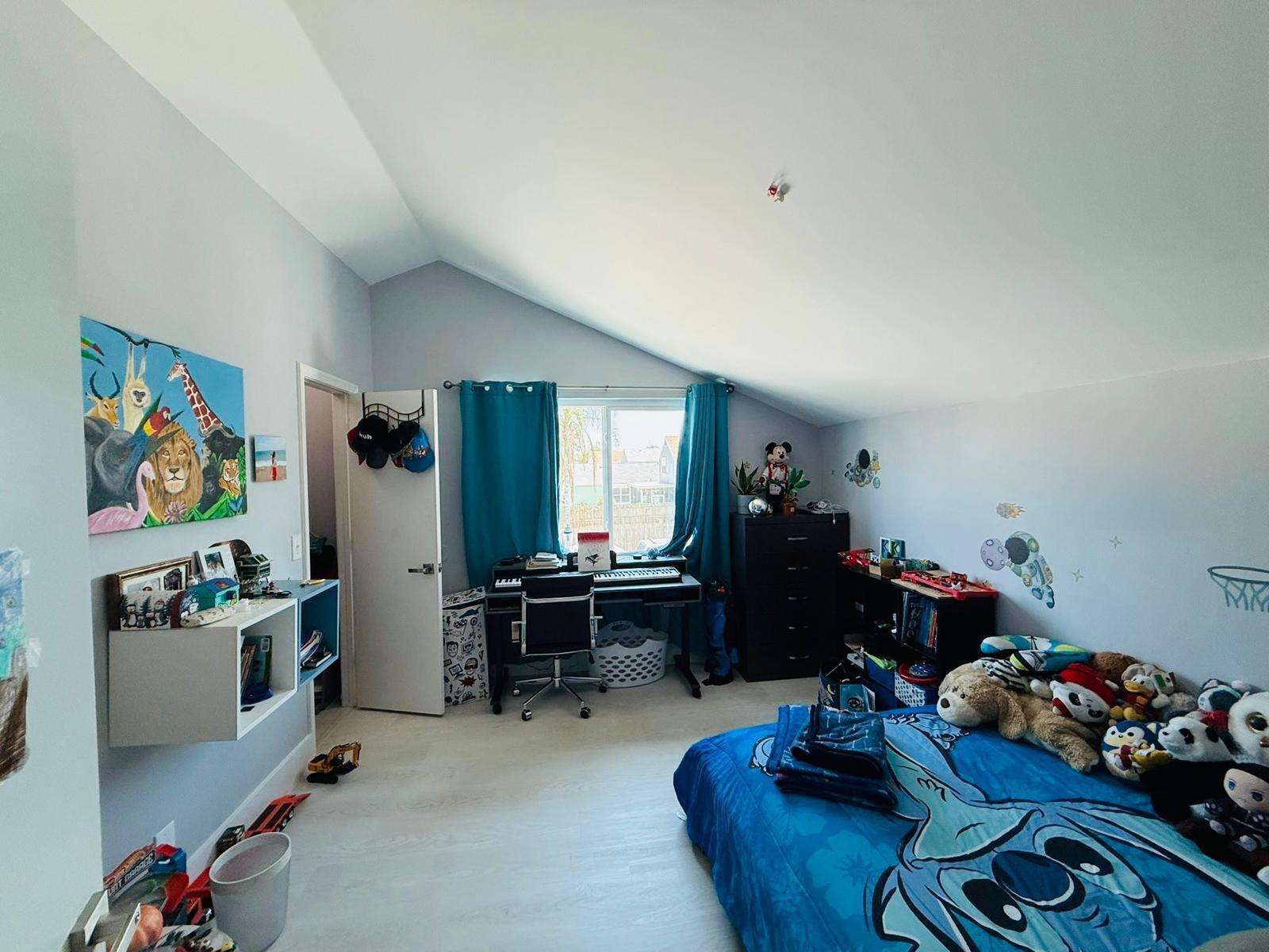 Building Photo - 5831 Thisledown Ct