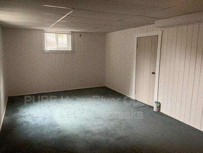 Building Photo - 1302 S 51st Ave