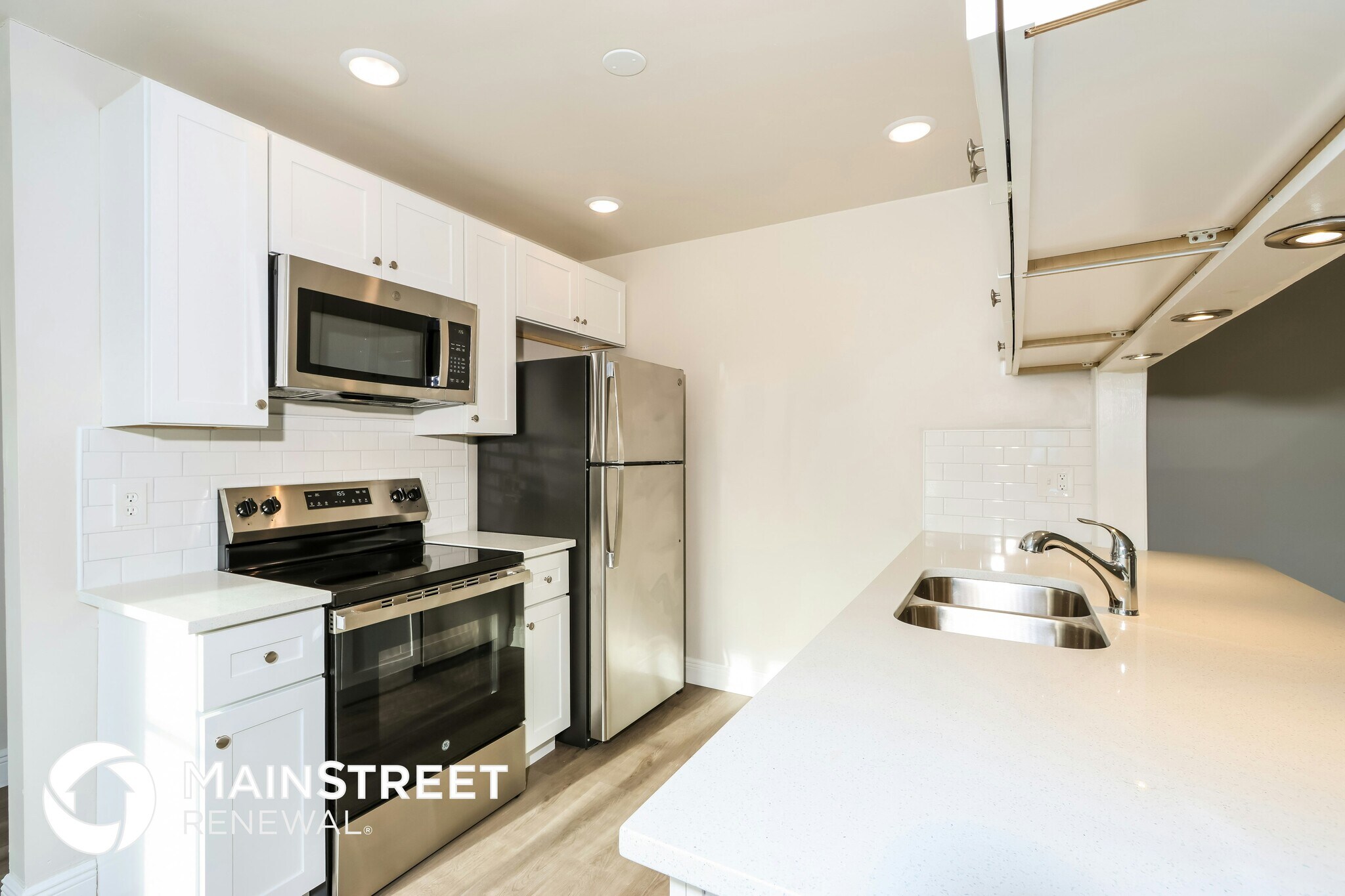 Building Photo - 2118 Trillo Rd SE