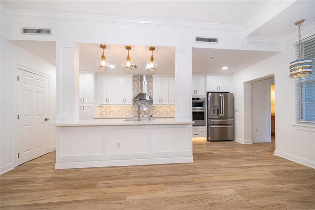 Building Photo - 1510 Lake Baldwin Ln