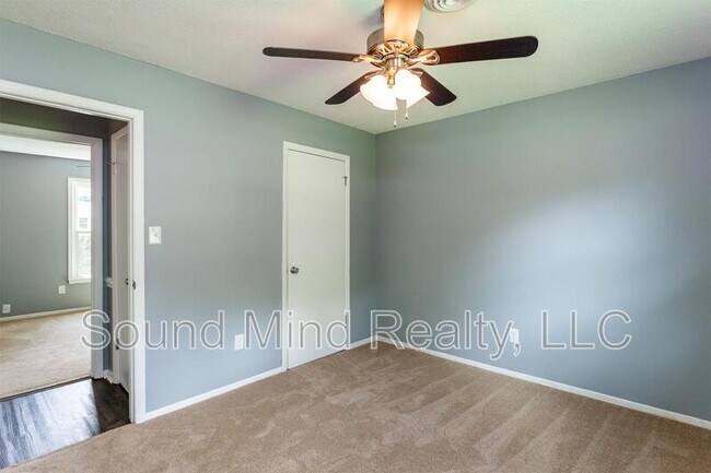 Building Photo - 1309 Sportsman Trail