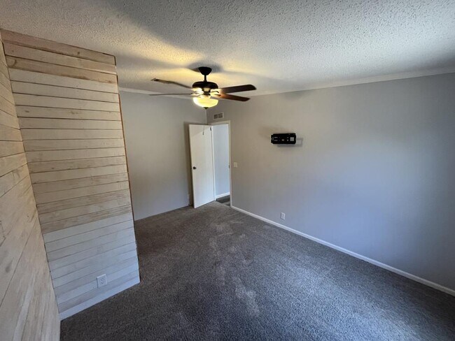 Building Photo - 1054 Co Rd 257