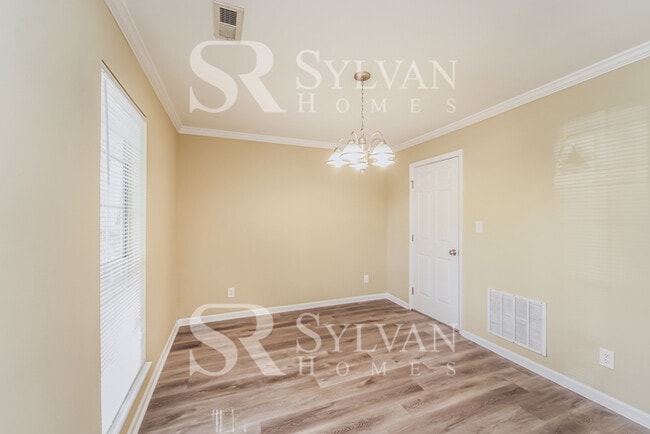 Building Photo - 8919 Vicksburg Rd