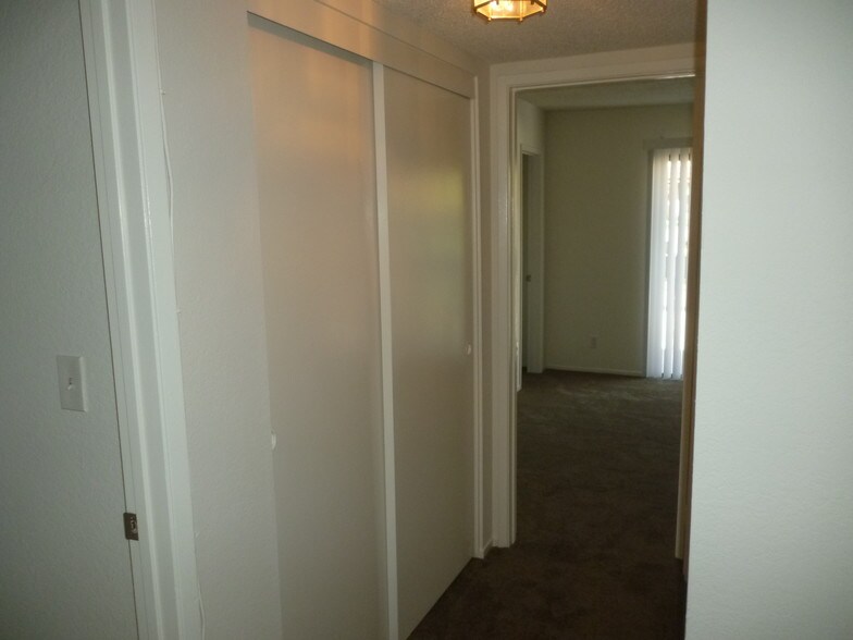 Building Photo - 2286 Pacific Ave