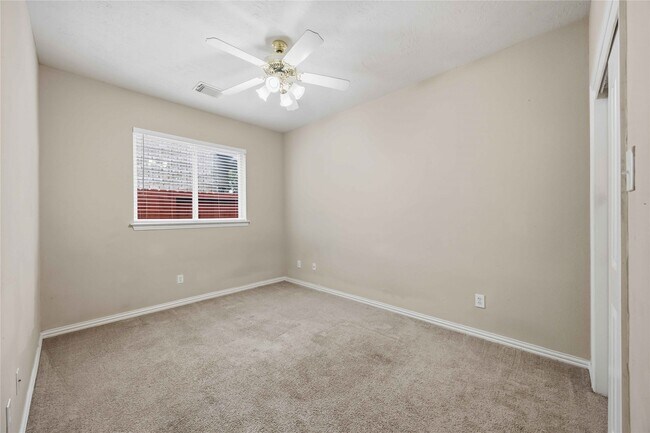 Building Photo - 6642 Redberry Glen Ln