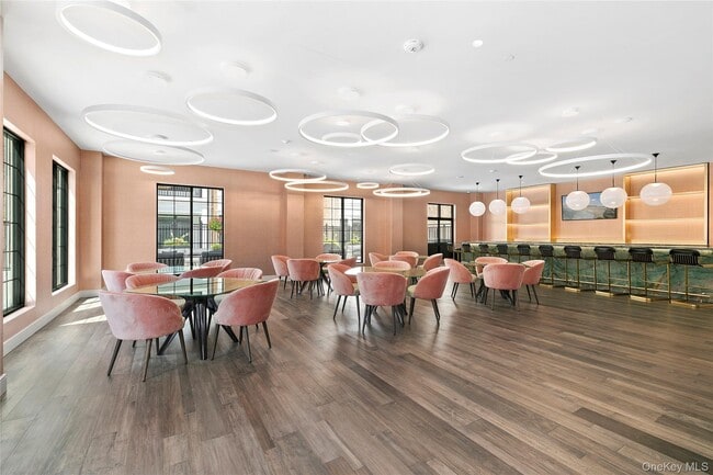 Building Photo - 695 Merrick Ave