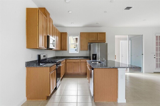 Building Photo - 2462 Celebration Blvd