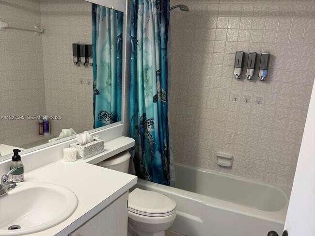 Building Photo - 1881 Middle River Dr