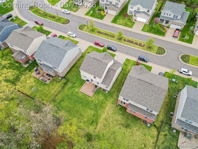 Building Photo - 8640 Quincy Dr