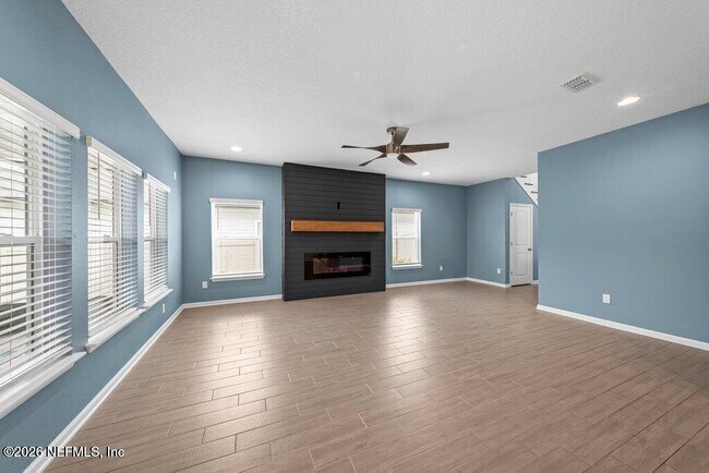 Building Photo - 200 Starnberg Ct