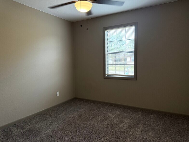 Bedroom #2 - 2804 Clifft St
