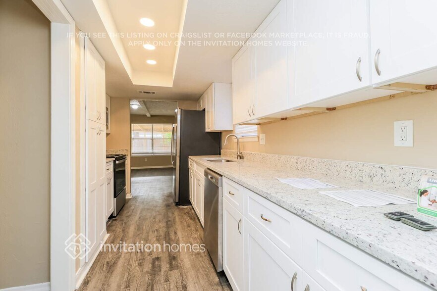 Building Photo - 23302 Upper Falls Ct