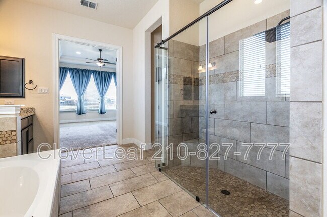 Building Photo - 908 Sussex Cove