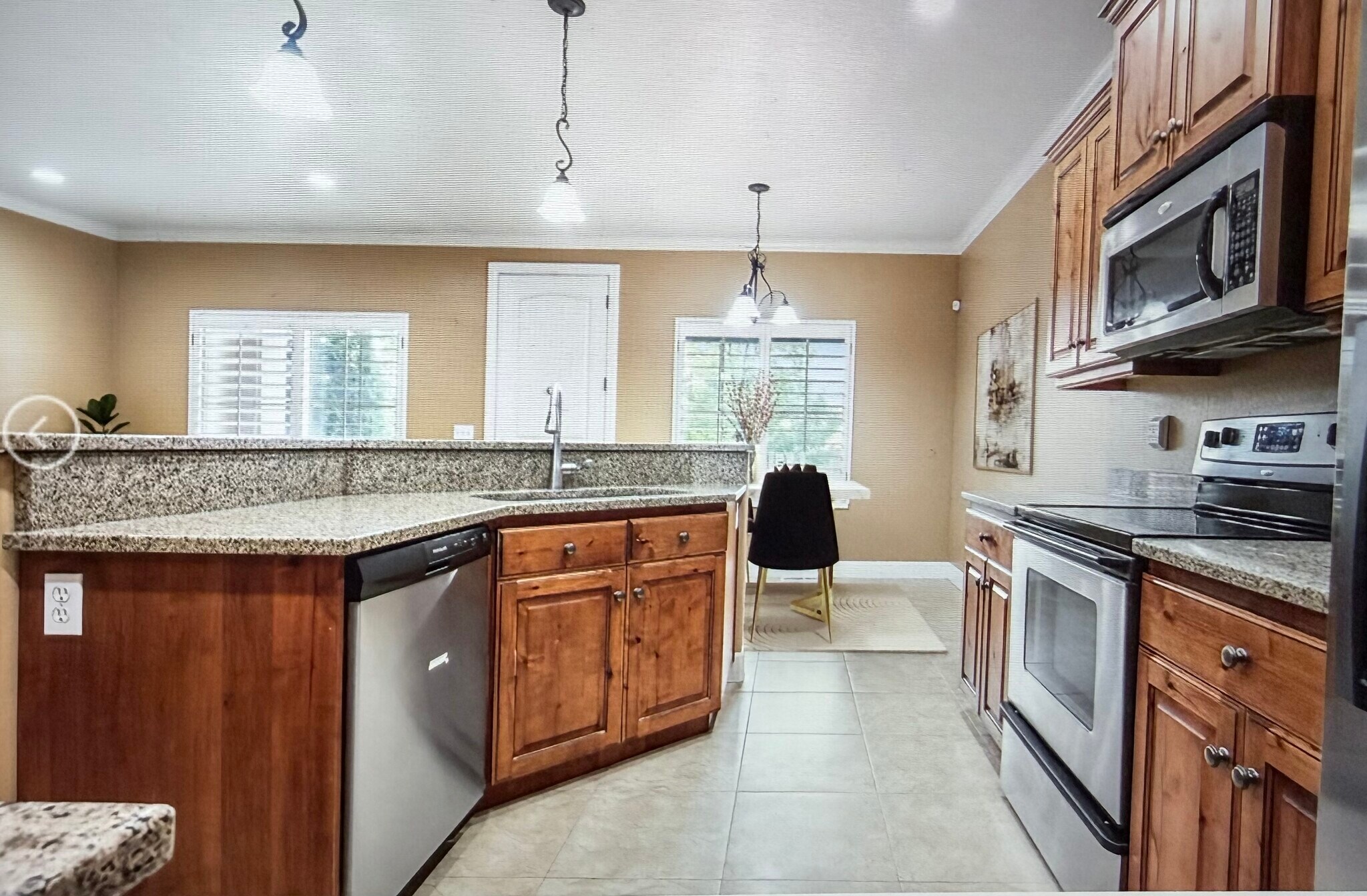 Building Photo - 930 N 980 W