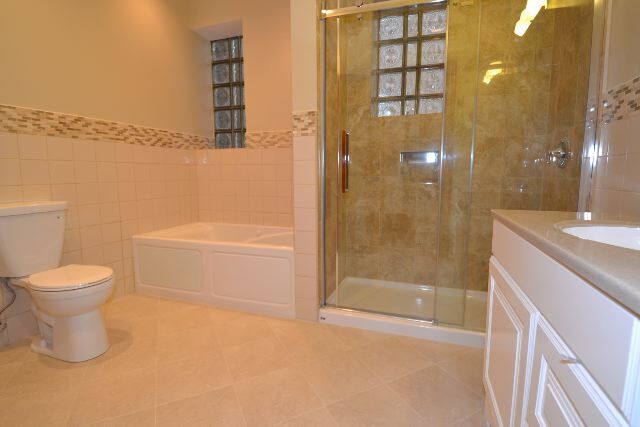 Building Photo - 4118 N Ashland Ave