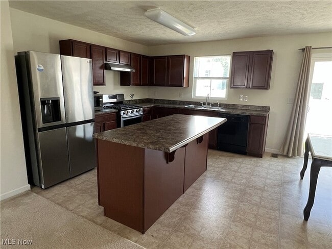 Building Photo - 3366 Wind Song Ln