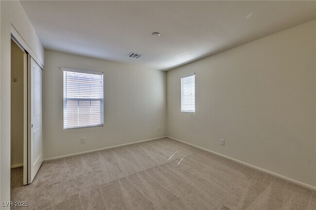 Building Photo - 156 Fulgora St