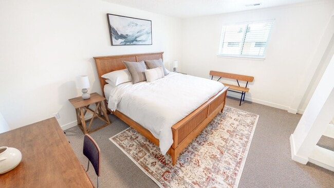 Building Photo - Modern 2-Bedroom Apartment, Steps from the Provo River Trail!