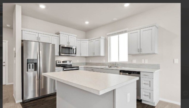 Building Photo - 4205 Pronghorn Pl