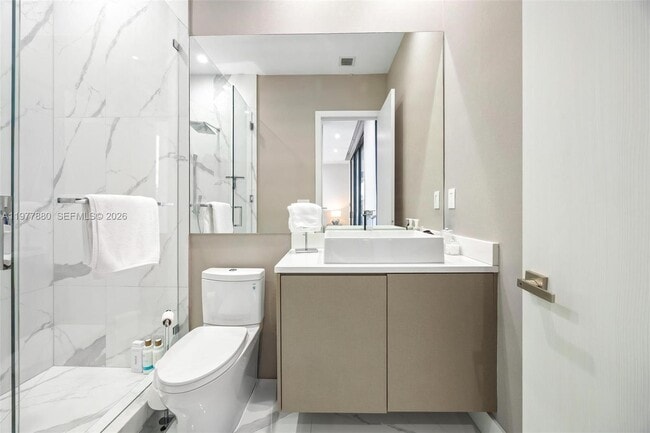 Building Photo - 3367 NE 168th St