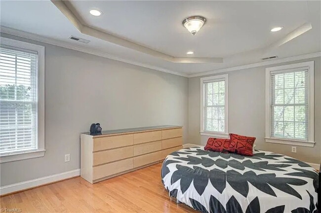 Building Photo - "Move-In Ready! Beautifully Finished 4-Bedroom Home with Fireplace, Spacious Living Areas & Deck"