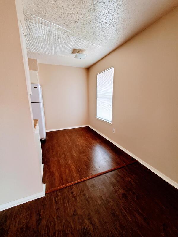 Building Photo - 501 Reed St