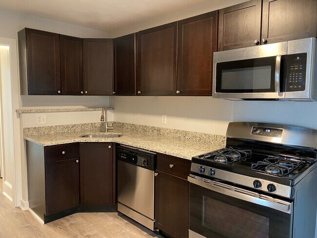 Building Photo - 200 Congress Ave