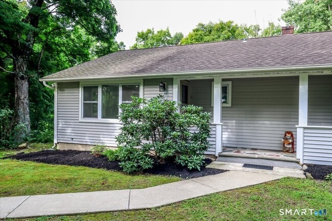 Building Photo - 48 Candlewood Lake Rd