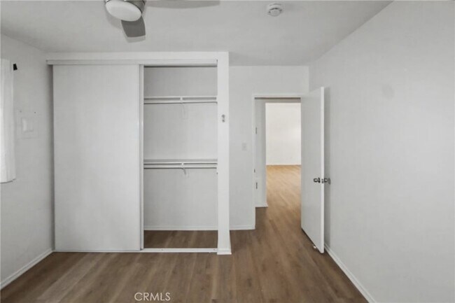 Building Photo - 1010 E 32nd St