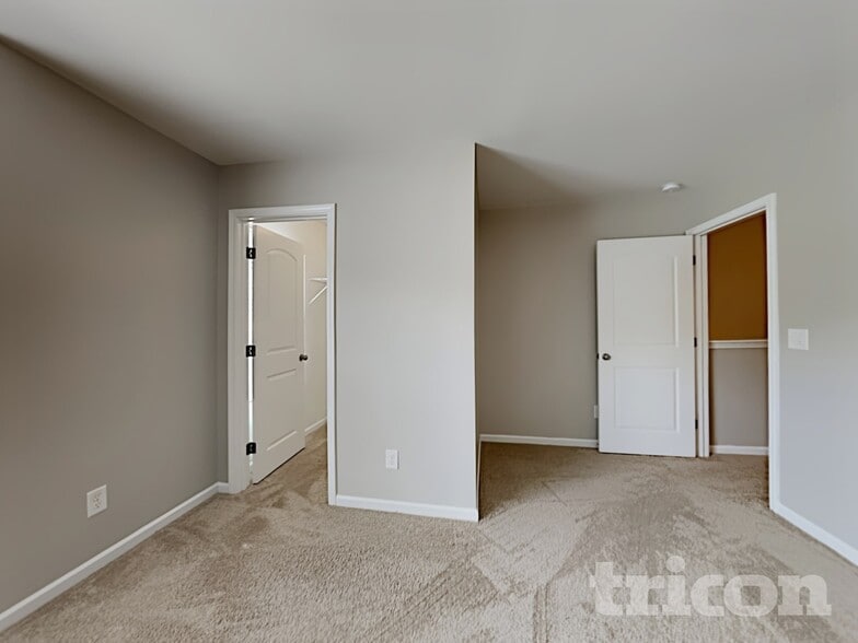 Building Photo - 2030 Aragon Lane