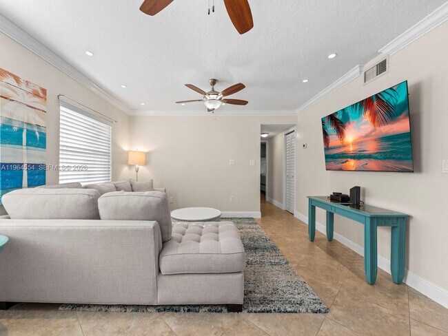 Building Photo - 40 High Point Rd