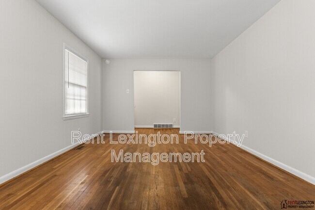 Building Photo - 203 Loch Lomond Dr