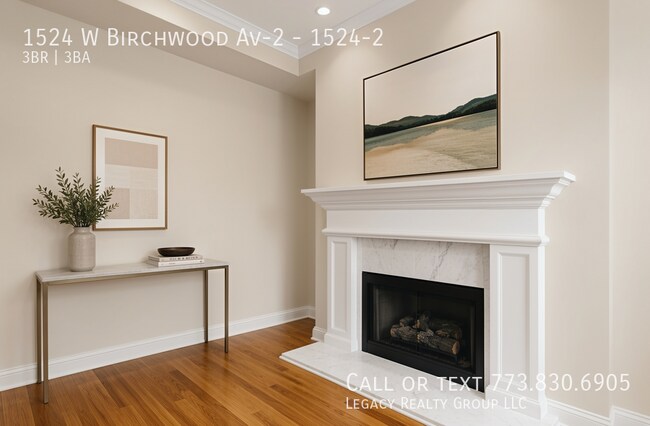 Building Photo - 1524 W Birchwood Ave