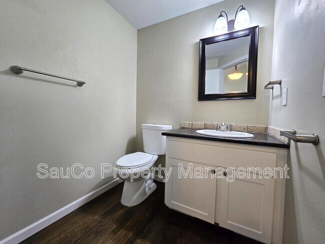 Building Photo - 20365 NW Quail Hollow Dr