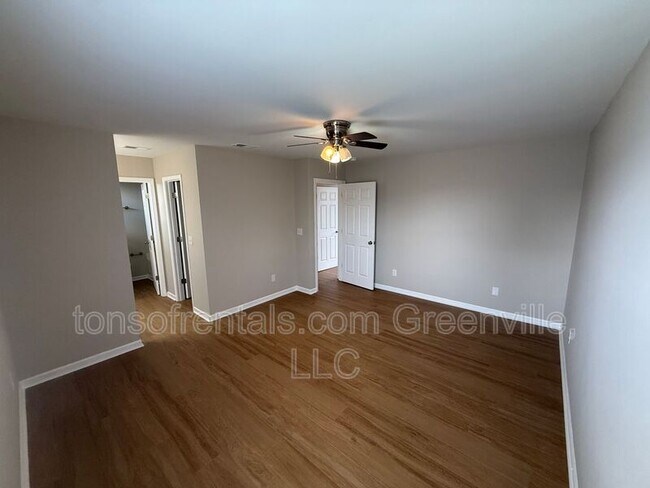 Building Photo - 151 Bellweather Dr